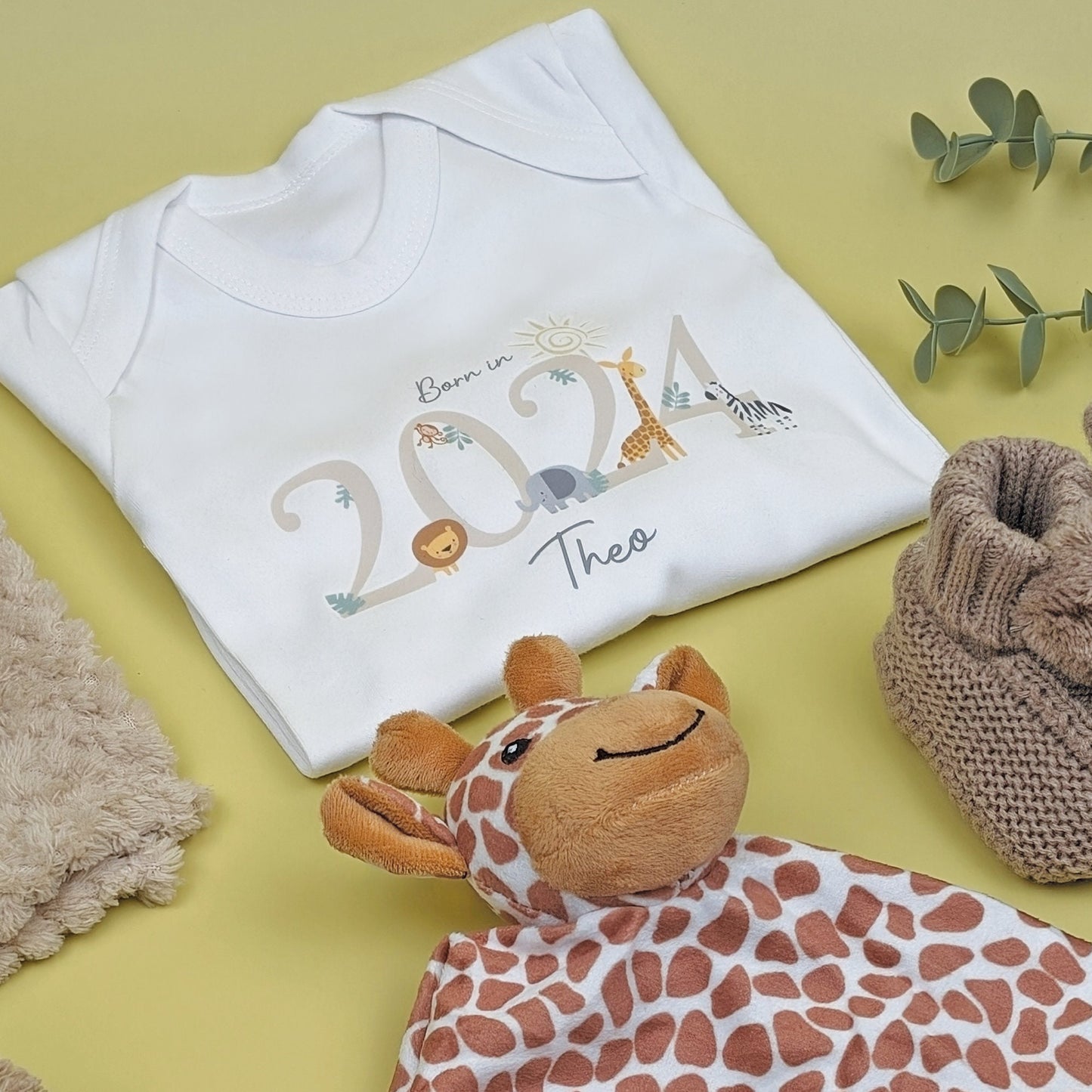 Cwtch Giraffe Safari Neutral Baby Gift Set | Baby Shower Gift | Baby Sleepsuit | Baby Gift | Newborn Girl Boy | New Baby Gift | Newborn Baby