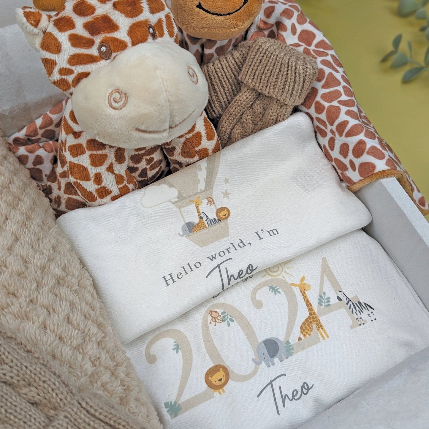 Luxury Giraffe Safari Neutral Baby Gift Set| Baby Shower Gift | Baby Sleepsuit | Baby Gift | Newborn Girl Boy | New Baby Gift | Newborn Baby