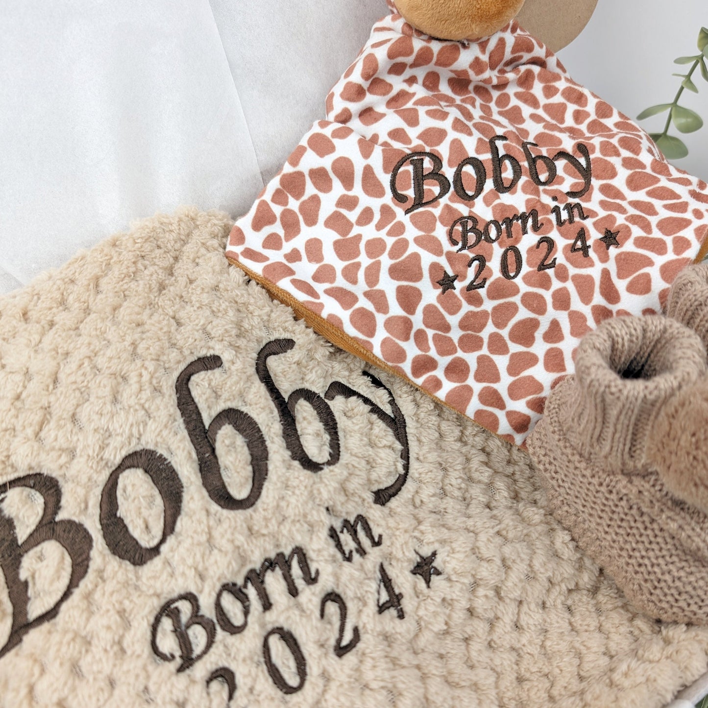Embroidered Giraffe Comforter Blanket Gift Set | Baby Shower Gift | Baby Booties | Baby Gift | Newborn Girl Boy | Newborn Baby Gift