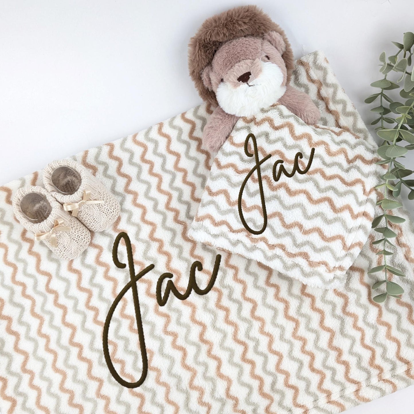 Personalised Embroidered Lion Blanket + Comforter | Booties Gift Set | Baby Boy Girl | Babyshower | Newborn Coming Home| Newborn Gift Set