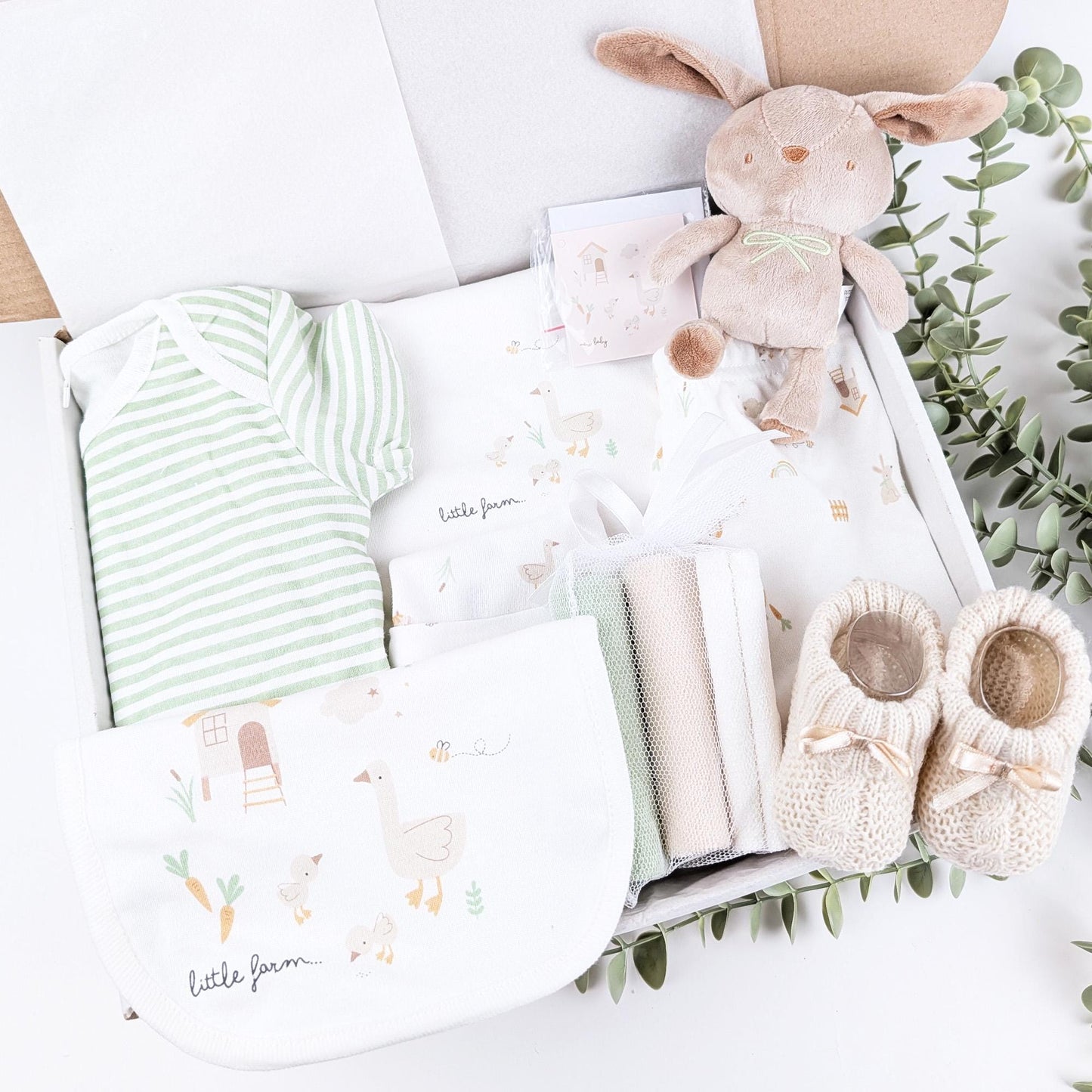 Little White Gift Set | Baby Hamper | Baby Hamper | Baby Shower | Baby Sleepsuit | Baby Gift | Newborn Gift | Newborn Baby Set