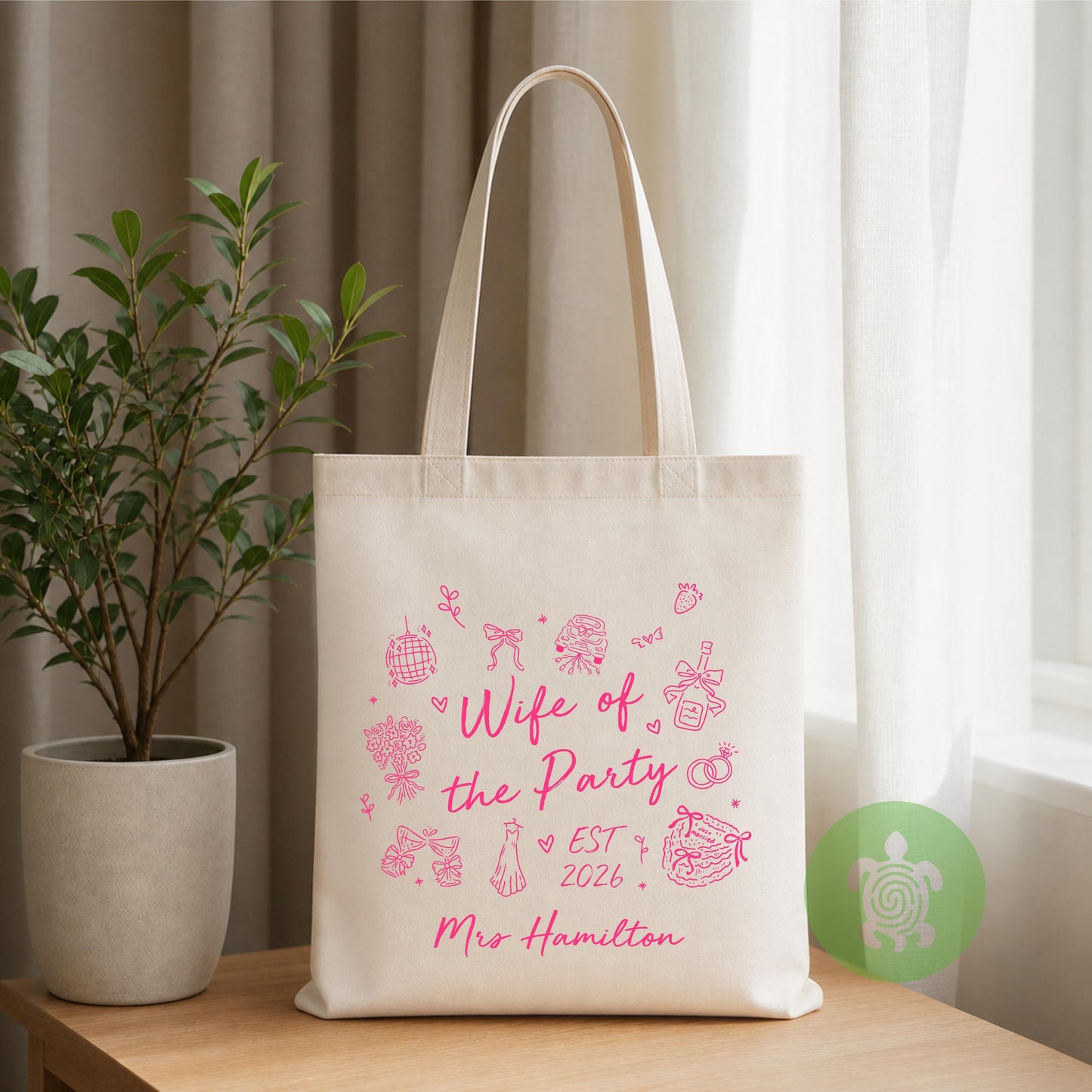 Personalised Wife of the Party Tote Bag, Hand-Drawn Bridal Bag, Honeymoon Beach Bag, Newleywed Gift, Bride Present, Gift for her